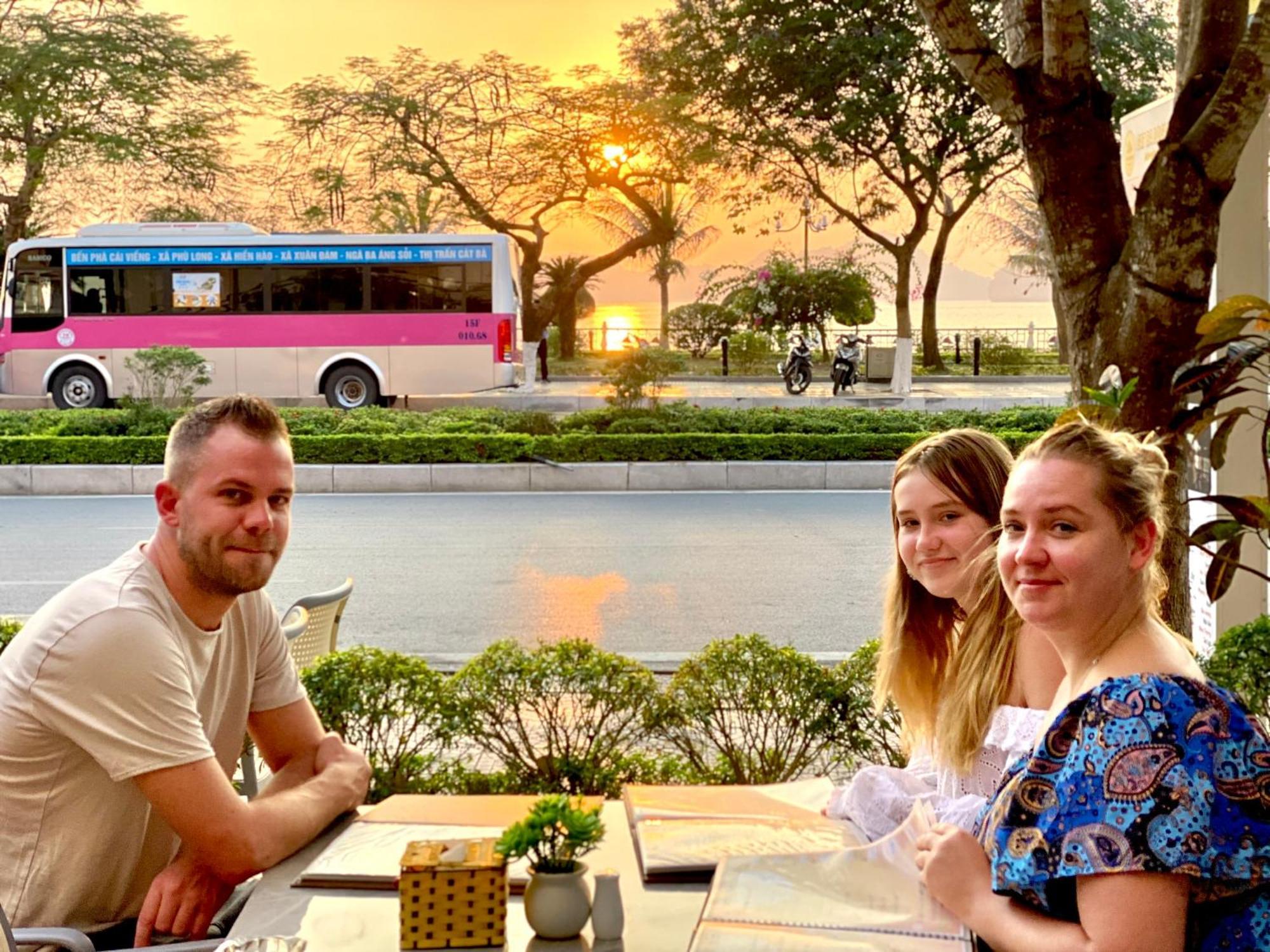Dolphin Hotel Chan Chau 外观 照片